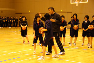 ����n��o�X�P�b�g�{�[���w���ҍu�K��