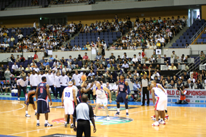 2006 FIBA�o�X�P�b�g�{�[�����E�I�茠 �O���[�v���E���h in �k�C��