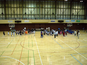 �o�X�P�E�h���[���E�~���[�W�A�� in TAKIKAWA