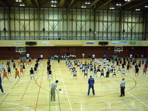 �o�X�P�E�h���[���E�~���[�W�A�� in TAKIKAWA