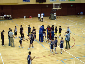 �o�X�P�E�h���[���E�~���[�W�A�� in TAKIKAWA